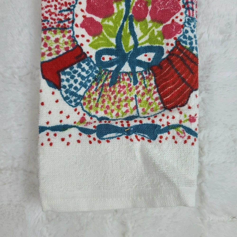 2 Vintage Hand Towels from Ames Department Store NWT white floral design